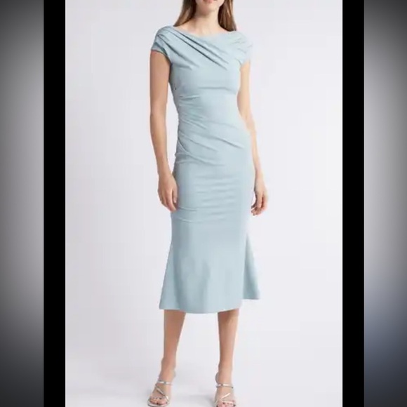 Nikki Lund Midi dress size large - Picture 10 of 10